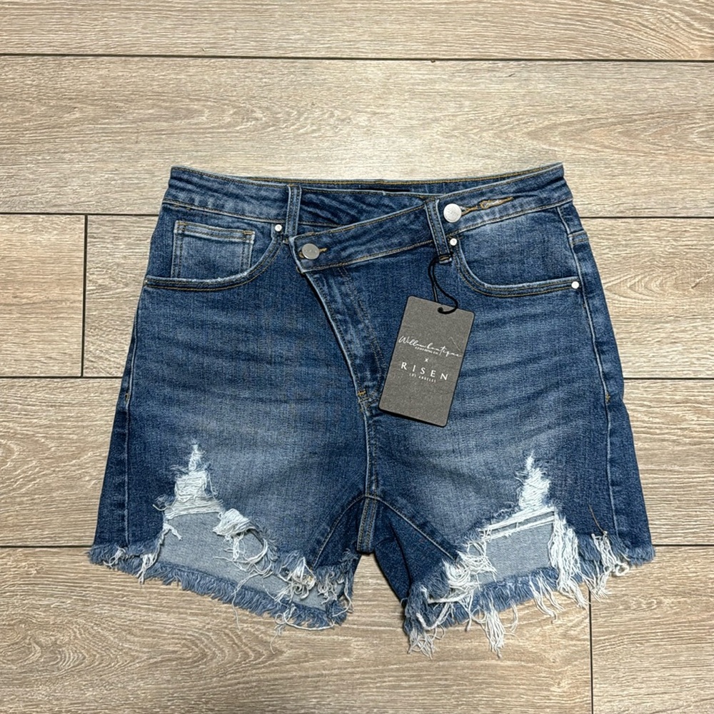 Risen Jean shorts medium wash L